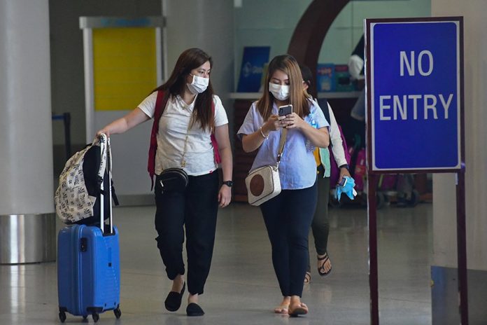 DOTr extends airport rental holidays, deferment of fees Scenes at the Ninoy Aquino International Airport Terminal 3 on Mar. 13, 2020, two days before the imposition of a travel ban to and from Metro Manila as part of the declared community quarantine of the country’s capital. ABS-CBN