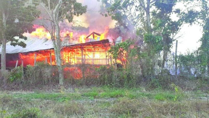 Fire in Sta. Barbara poultry Smoke and flames are seen billowing from poultry farm houses in Barangay Binangkilan, Sta. Barbara, Iloilo around 2 p.m. on April 23. BARANGAY BINANGKILAN VIA FACEBOOK