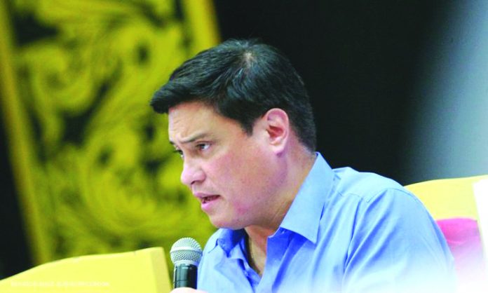 Senator Juan Miguel Zubiri Negrense senator Juan Miguel Zubiri says he’s recovered from the coronavirus disease 2019 after he tested negative for it twice. He and fellow senator Juan Edgardo “Sonny” Angara promised to donate plasma from their blood to help the ongoing research in treating the virus.
