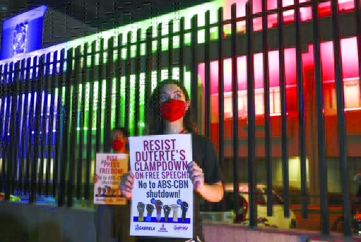 Lawmakers vow to get ABSCBN back on air