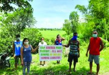 DAR: 67 NegOcc farmers installed, get land titles