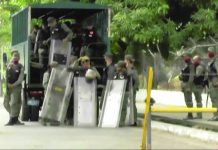 Venezuela prison riot leaves 47 dead, 75 hurt A screenshot shows members of the National Guard deployed outside Los Llanos prison, in Guanare on May 2 after a riot. AFP