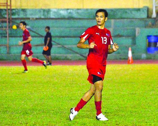 Barotac Nuevo s Caligdong Now Mentors Booters In Canada