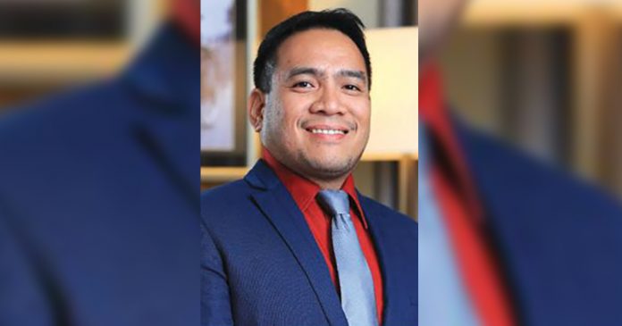 SB Dan Fajardo