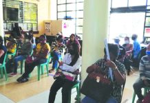 Antique extends livelihood aid to 27 OFWs A total of 27 overseas Filipino workers (OFWs) wait to avail themselves of livelihood assistance from the Provincial Government of Antique at the capitol lobby in San Jose town on July 21. According to Provincial Development Officer III Guilly Clemente, the OFWs intend to put up sari-sari stores from the assistance they received. PNA