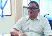 Gumarin urges Guimarasnons: Follow quarantine protocols “May ara nga gin pang-hold kay naga butig sa ila nga edad kag may ara man nga naga-violate sang akon mandu sa social distancing. Madamo gid mga dungol,” says Gov. Samuel Gumarin of Guimaras. PNA