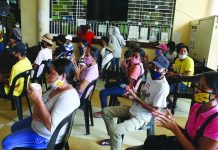 67 Antique sacadas receive P10-K livelihood assistance Sugar migrants from southern towns in Antique wait to avail themselves of the livelihood assistance from the provincial government on July 19. The assistance primarily aims to help the sugar migrants find alternative livelihood in this province so they would no longer return working in Negros Occidental. PROVINCE OF ANTIQUE