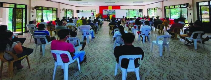 Thirty-two persons who used drugs (PWUDs) complete their five-day Community-Based Rehabilitation Program in Sipalay City, Negros Occidental Thirty-two persons who used drugs (PWUDs) complete their five-day Community-Based Rehabilitation Program in Sipalay City, Negros Occidental earlier this month. According to Mayor Maria Gina Lizares, the rehabilitation program aims to prevent the PWUDs from returning to substance abuse. NEGROS DAILY BULLETIN