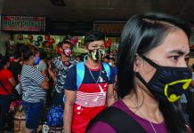 The World Health Organization says that only non-medical fabric masks can be reused but these should be washed with water and detergent. RAPPLER