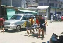 9 killed, 17 hurt in Jolo twin blast – PNP Casualties are evacuated after an explosion has ripped Barangay Walled City in Jolo, Sulu on Monday. TAUSUG HIMUMUNGAN FACEBOOK