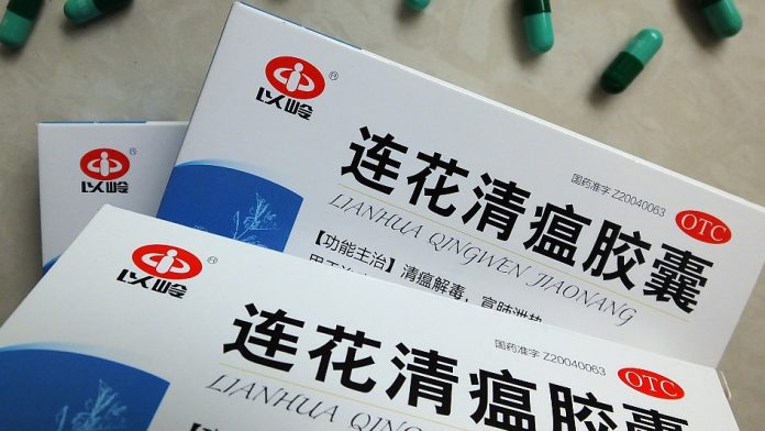 Nation 3aLianhua Qingwen capsules or granules are used in 284 patients with mild and moderate COVID-19 symptoms Lianhua Qingwen capsules or granules are used in 284 patients with mild and moderate COVID-19 symptoms at 23 hospitals across nine provinces in China. CGTN