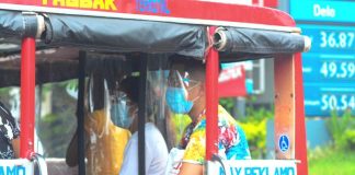 Memorandum Circular No. 2020-014 of the Department of Transportation requires commuters to wear face shields in public transport starting Aug. 15. A face shield and mask, aside from physical distancing, effectively reduce the transmission of coronavirus by as much as 99 percent, says the agency. Panay News