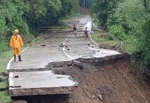 The national road in Sitio Mat-i, Barangay Teniente Benito, Tubungan town became impassable yesterday morning. Some 100 meters of the concrete road cracked and sank considerably as loose soil and rocks beneath it collapsed, according to Mayor Roquito Tacsagon. The road connected Tubungan to the municipality of Leon. For the time being, said Tacsagon, the people of Tubungan should take the alternative route to Leon – by passing through the town of Tigbauan. Tubungan LGU