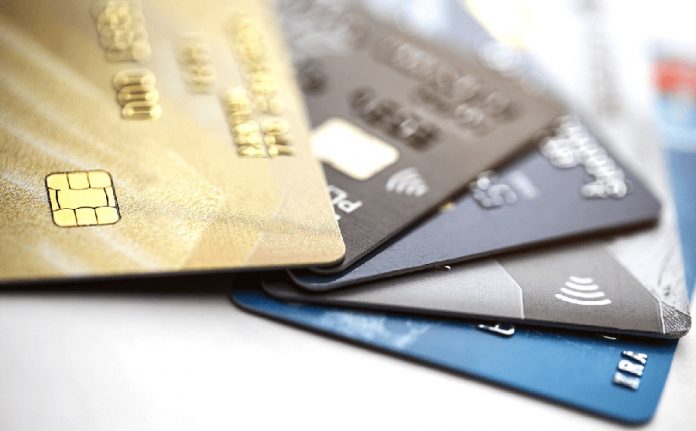 Supplementary-Credit-Cards-Adv-and-Disadvantages_Hero-Image2 Photo courtesy of GoBear