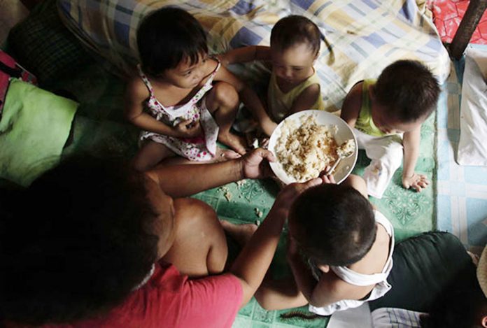 The Philippines will not meet its initial target of reducing poverty incidence to 14 percent by 2021 from 16.7 percent in 2018 due to the COVID-19 pandemic, said National Economic and Development Authority chief Karl Kendrick Chua. ERIK DE CASTRO/REUTERS The Philippines will not meet its initial target of reducing poverty incidence to 14 percent by 2021 from 16.7 percent in 2018 due to the COVID-19 pandemic, said National Economic and Development Authority chief Karl Kendrick Chua. ERIK DE CASTRO/REUTERS