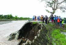 Dike collapses due to heavy rains Heavy rains brought by Typhoon “Quinta” caused the old dike at Brgy. Camancijan, Culasi, Antique to collapse, threatening many households near the area.