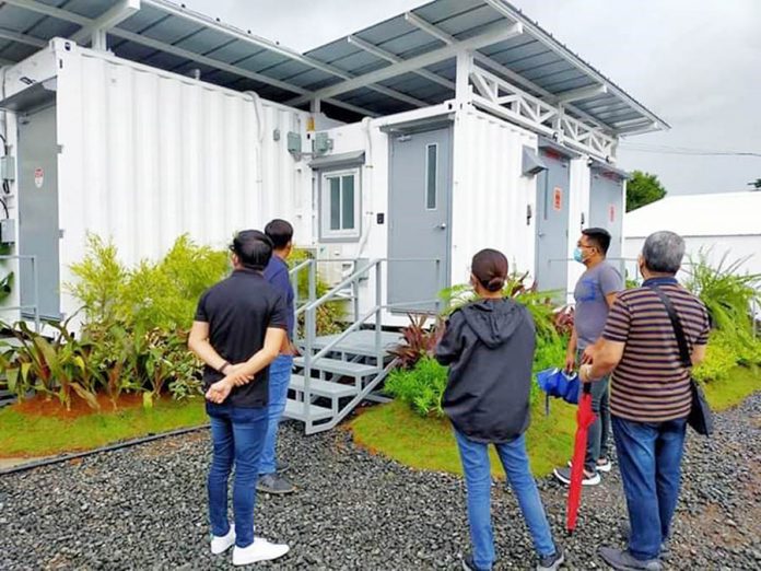 Roxas City The Roxas City Diagnostic and Laboratory Center is the first molecular laboratory in the province. UPOD KITA RONNIE DADIVAS FACEBOOK