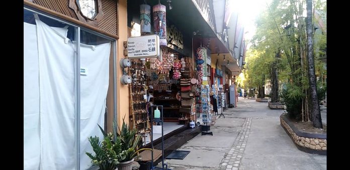Business establishments in Boracay Island are almost devoid of customers during the destination’s reopening on Oct. 1. SHY POLIDO/PN