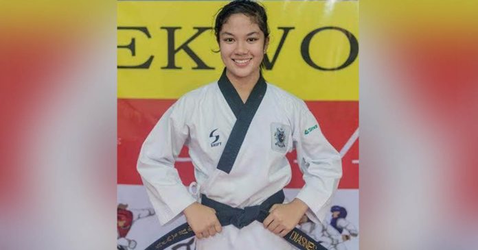 ilonggoJins Cindy Joy Diasnes takes home gold in Senior Women category. PHOTO COURTESY OF CINDY JOY DIASNES