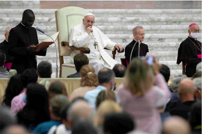 mexico Pope Francis holds weekly general audience at Aula Paolo VI at the Vatican, Oct. 7, 2020. VATICAN MEDIA/¬HANDOUT VIA REUTERS