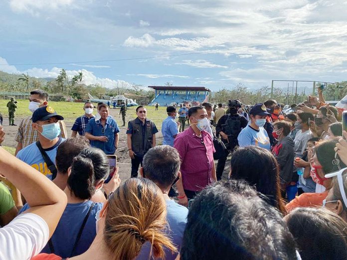 President Rodrigo Duterte arrives in Guinobatan, Albay on Nov. 2, 2020 to inspect damage brought about by Typhoon “Rolly” to the area. PHOTO BY BONG GO President Rodrigo Duterte arrives in Guinobatan, Albay on Nov. 2, 2020 to inspect damage brought about by Typhoon “Rolly” to the area. PHOTO BY BONG GO