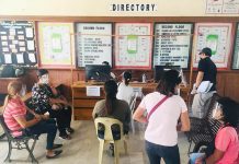 Roxas mulls QR code for contact tracing At present, the Quick Response (QR) code system is only being enforced at the city hall of Roxas City for those transacting at various city government offices. The Sangguniang Panlungsod plans to make this city-wide. PHOTOS FROM UPOD KITA RONNIE DADIVAS FB PAGE