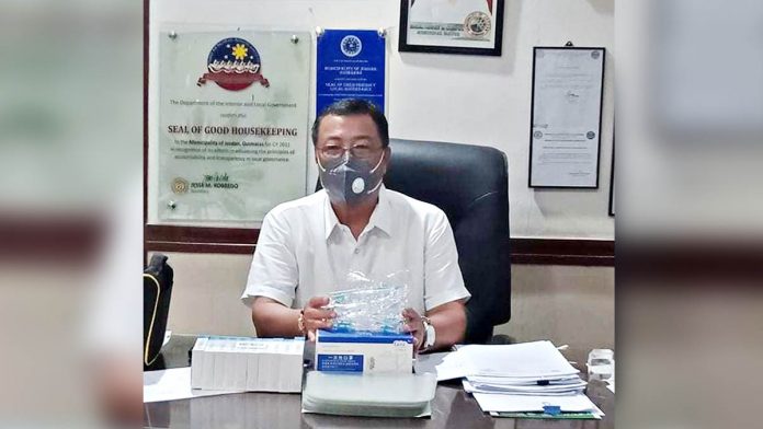 corpuz Fake news can trigger public panic, says Mayor Ruben Corpuz of Jordan, Guimaras.