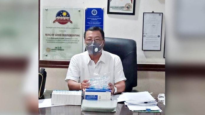 Fake news can trigger public panic, says Mayor Ruben Corpuz of Jordan, Guimaras.