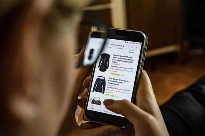 An online shopper checks out products through a smartphone. Buyers found liable for deceiving online sellers may face imprisonment, the Department of Trade and Industry has warned. HANNES EDINGER/PIXABAY An online shopper checks out products through a smartphone. Buyers found liable for deceiving online sellers may face imprisonment, the Department of Trade and Industry has warned. HANNES EDINGER/PIXABAY