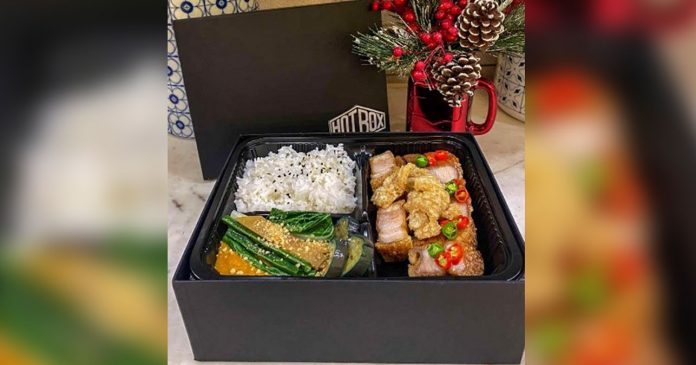 Feast at home with Richmonde’s Holiday Hotboxes which heats up your food in an instant! Enjoy this Holiday Bento Hotbox (Crispy Pork Kawali with Vegetable Kare-Kare and Rice).