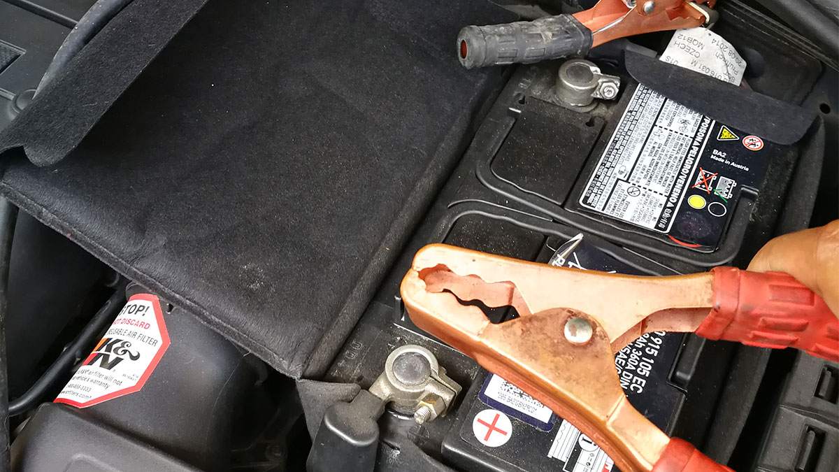 Should you manually rev your engine to prevent battery discharge?