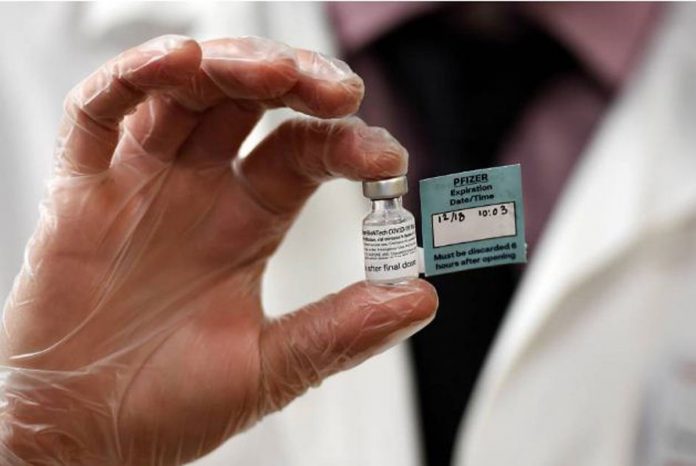 A vial of the Pfizer vaccine against COVID-19 used at The Reservoir nursing facility is shown in West Hartford, Connecticut, United States on Dec. 18, 2020. STEPHEN DUNN/POOL VIA REUTERS A vial of the Pfizer vaccine against COVID-19 used at The Reservoir nursing facility is shown in West Hartford, Connecticut, United States on Dec. 18, 2020. STEPHEN DUNN/POOL VIA REUTERS