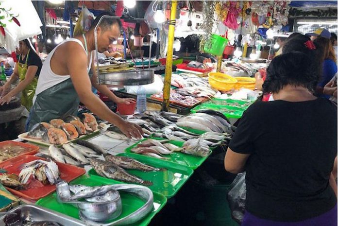 Philippine inflation quickened in December to 3.5 percent driven by higher food prices and transport costs, the Philippine Statistics Authority said. GMA FILE PHOTO Philippine inflation quickened in December to 3.5 percent driven by higher food prices and transport costs, the Philippine Statistics Authority said. GMA FILE PHOTO