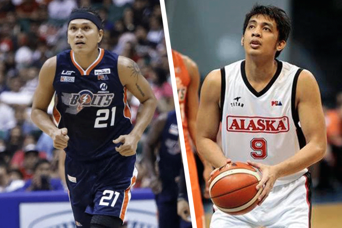 Bacolodnon centers Reynel Hugnatan (left) and Siverino “Nonoy” Baclao will remain with the Meralco Bolts after agreeing to contract extensions ahead of the 2021 PBA Philippine Cup. PBA PHOTO