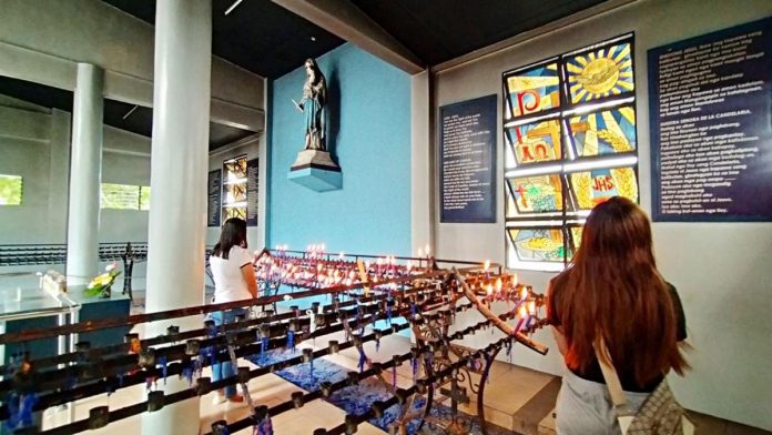 Devotees of Nuestra Señora dela Candelaria (Our Lady of Candles) light candles at the Jaro Metropolitan Cathedral in Jaro, Iloilo City. Archbishop Jose Romeo Lazo of Jaro has permitted Candlemas celebrations in churches to reduce the number of devotees expected to gather on the actual day of Jaro fiesta, Feb. 2. IAN PAUL CORDERO/PN Devotees of Nuestra Señora dela Candelaria (Our Lady of Candles) light candles at the Jaro Metropolitan Cathedral in Jaro, Iloilo City. Archbishop Jose Romeo Lazo of Jaro has permitted Candlemas celebrations in churches to reduce the number of devotees expected to gather on the actual day of Jaro fiesta, Feb. 2. IAN PAUL CORDERO/PN
