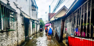 NO CHOICE. If the street is flooded but you need to go home, what do you do? You wade through it — just like these individuals after a heavy downpour. The Iloilo Provincial Health Office says the sharp increase in leptospirosis in 2020 was due to severe flooding brought by successive typhoons.
