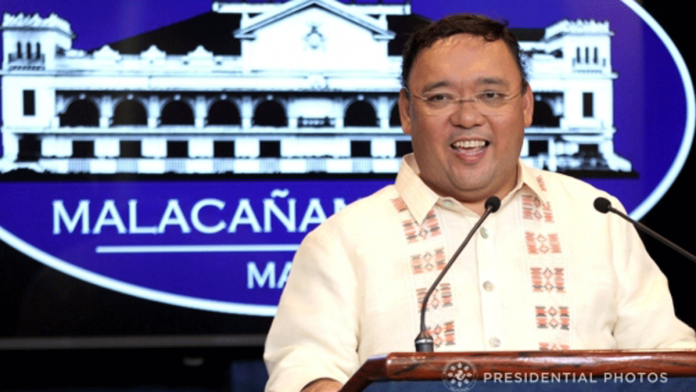 “Tingin ko po ang mensahe ng PSG ay handa silang mamatay para protektahan po ang seguridad ng ating Presidente,” says Palace spokesperson Harry Roque. PRESIDENTIAL PHOTO “Tingin ko po ang mensahe ng PSG ay handa silang mamatay para protektahan po ang seguridad ng ating Presidente,” says Palace spokesperson Harry Roque. PRESIDENTIAL PHOTO