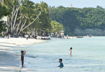 Boracay Island is open to domestic tourists from general community quarantine (GCQ) and modified GCQ areas. IAN PAUL CORDERO/PN