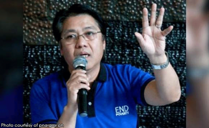 NAPC “The health pandemic has greatly aggravated poverty in the country,” says Sec. Noel Felongco of the National AntiPoverty Commission. The commission targets to reduce the country’s poverty incidence to 14 percent in 2022. PNA