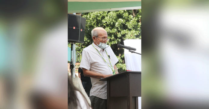 guimaras-doc Dr. Edgardo Jabasa, former vice governor of Guimaras, “was committed to serving Guimarasnons at a time when fear would have gotten the better of men,” according to the local government of Nueva Valencia, Guimaras. PHOTO FROM THE NUEVA VALENCIA LGU FACEBOOK PAGE