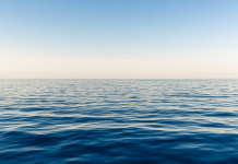 Boat capsizes; passengers rescued YUCAR FotoGrafik/ UNSPLASH