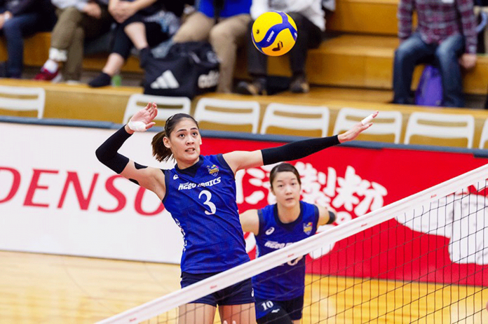 Sports-2 Jaja Santiago aggressively spikes the ball for Saitama Ageo Medics during their Japan V. Premier League Division 1 championship match against NEC Red Rockets. SAITAMA AGEO MEDICS