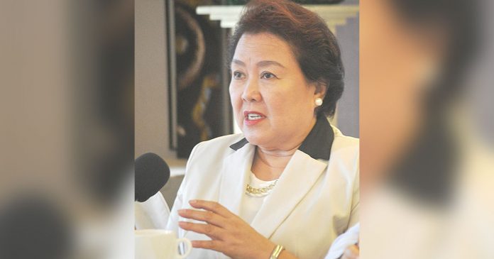 cadi-ao “We have to consider that the arrival of the Starlite Ferries vessel from Batangas to Lipata Port in Culasi is past 9 p.m. every Tuesday, Thursday and Saturday,” says Gov. Rhodora Cadiao