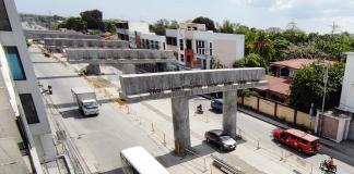 At 7 a.m. to 5 p.m. starting today until March 21, public works personnel will be busy installing the first set of girders on this 453.70-meter long flyover in Barangay Ungka II, Pavia, Iloilo. There will be a temporary road closure yet again, prompting vehicles to take alternate routes. JIRO SHEEN EMELIO/PN