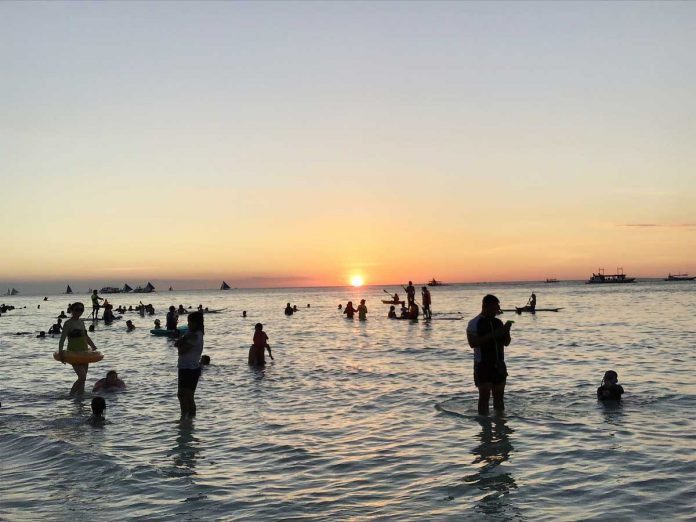 region-boracay-sinovac When tourism restarted late last year, visitors returning to Boracay Island were mostly from the National Capital Region. Without the China and South Korea markets, however, the island’s tourist arrivals remain low.