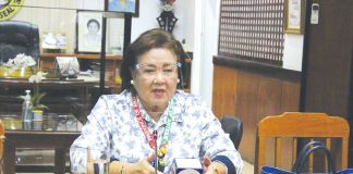 “The best solution is to stay home. Do not panic. Himuon naton ang ginhimu naton for the past year,” says Gov. Rhodora Cadiao of Antique.