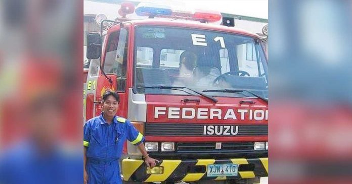 firefighter “Bisan wala sweldo happy ‘ko kay nakabulig ako sa mga biktima sang sunog,” says 44-year-old Joselito Villasis. CONTRIBUTED PHOTO
