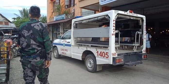 region-glenda-capiz-covid-cop Almost half of the police force of Panay, Capiz is undergoing quarantine. A team from the 1st Capiz Provincial Mobile Force Company is thus augmenting the Panay police station. PANAY MPS PHOTO