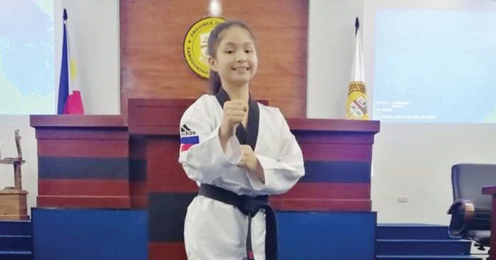 aklanon-taekwondo Aklan’s Fyll Xylyl Krystyl Oliva of RR Taekwondo Training Center captures gold medal in Poomsae and silver medal in kyorugi in the Mexico Virtual Cup Taekwondo International Championship. FYLL XYLYL KRYSTYL OLIVA/FACEBOOK