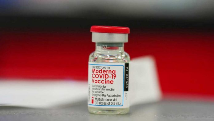 Nation-2 The Philippines can now use Moderna’s coronavirus disease 2019 in its vaccination rollout since FDA gave an emergency use authorization to it recently. The vaccine has an efficacy rate of 94 percent and it is recommended to be used on persons 18 years old and above. AP PHOTO/DAVID ZALUBOWSKI